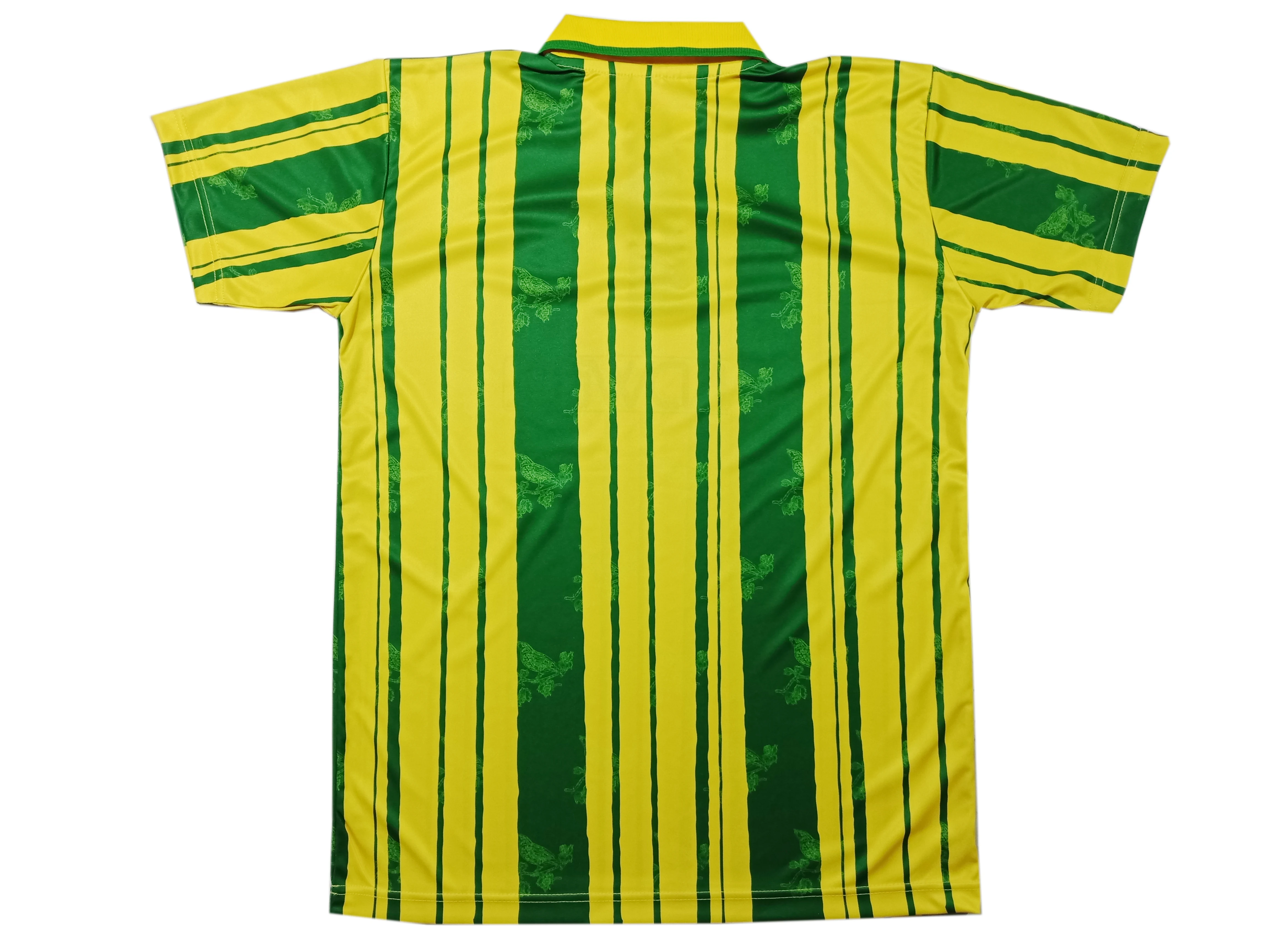 Customization Sublimated Soccer uniform made in Pakistan soccer jersey and shorts own design sublimation uniforms