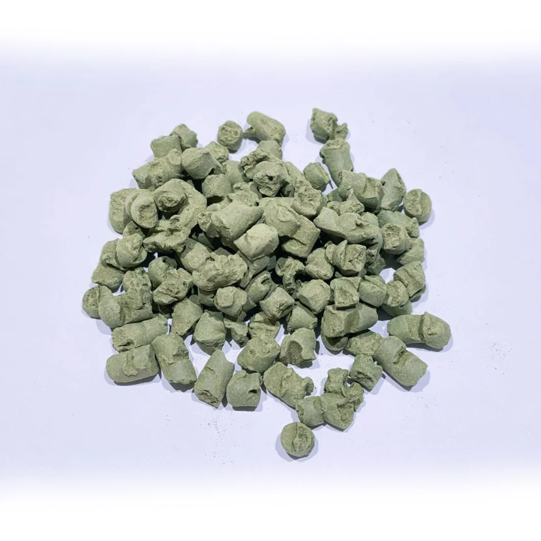 Oil spill control sorbent for petroleum products 60 mcm (microns) natural absorbent glauconite powder for oil spill prevention