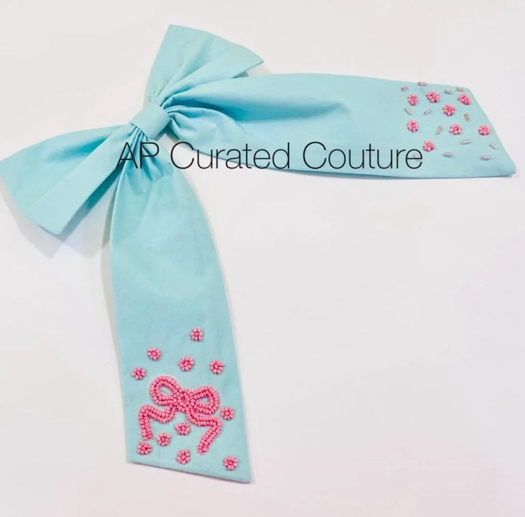 Soothing Look Fashionable Hair Accessories Multi-color Elephant Handcrafted Alligator Tail Bows for Kids and Girls