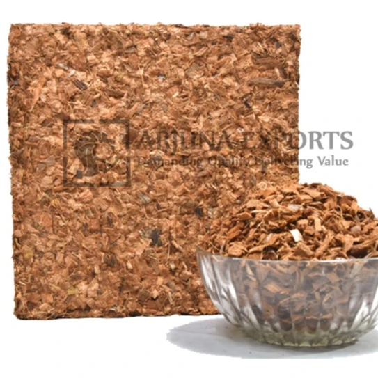 Washed Medium Coconut Coco Peat Coco Coir Husk Chips 5kg Blocks for Horticulture and Floriculture in Slovenia