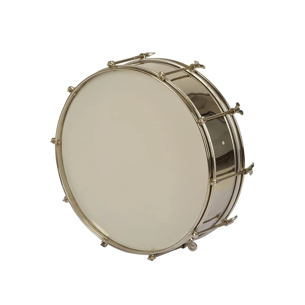 Барабан школьный оркестр с ноткой и ударным музыкальным инструментом