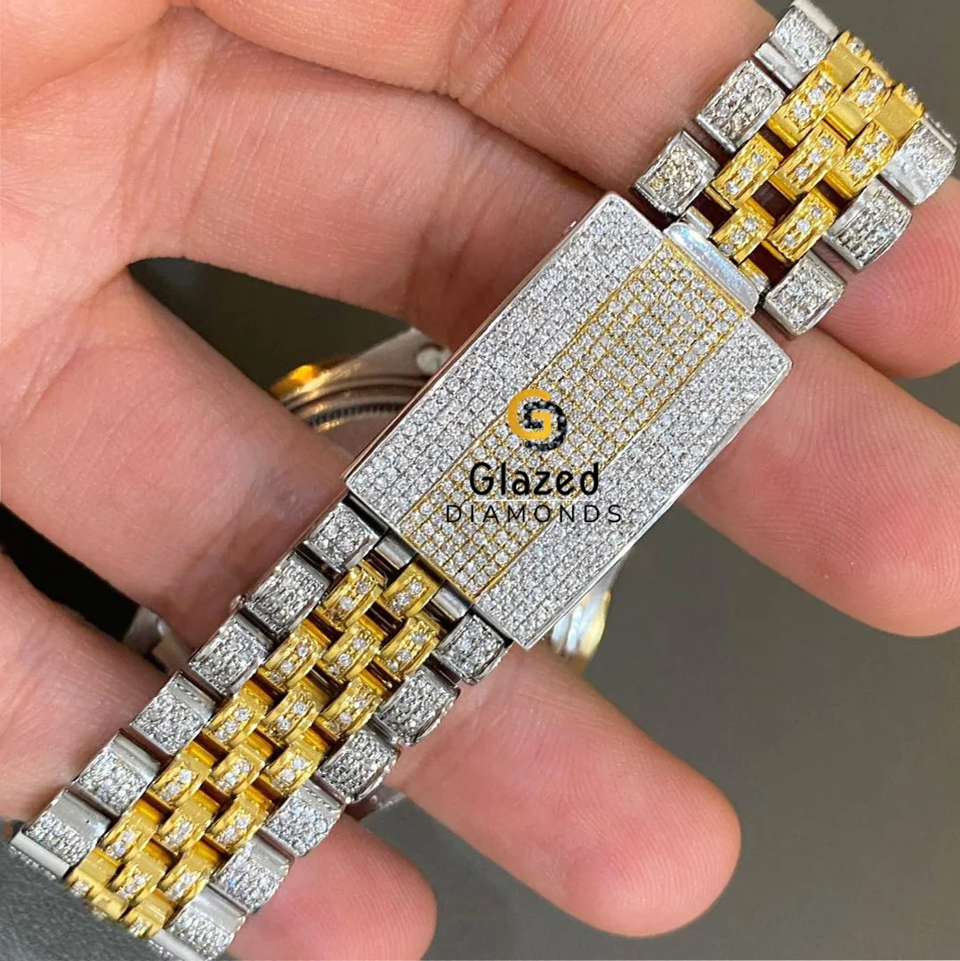 Discover The Essence Of Luxury With Our Hip Hop Moissanite Wristwatch For Men In Round Cut Diamonds And Stainless Steel