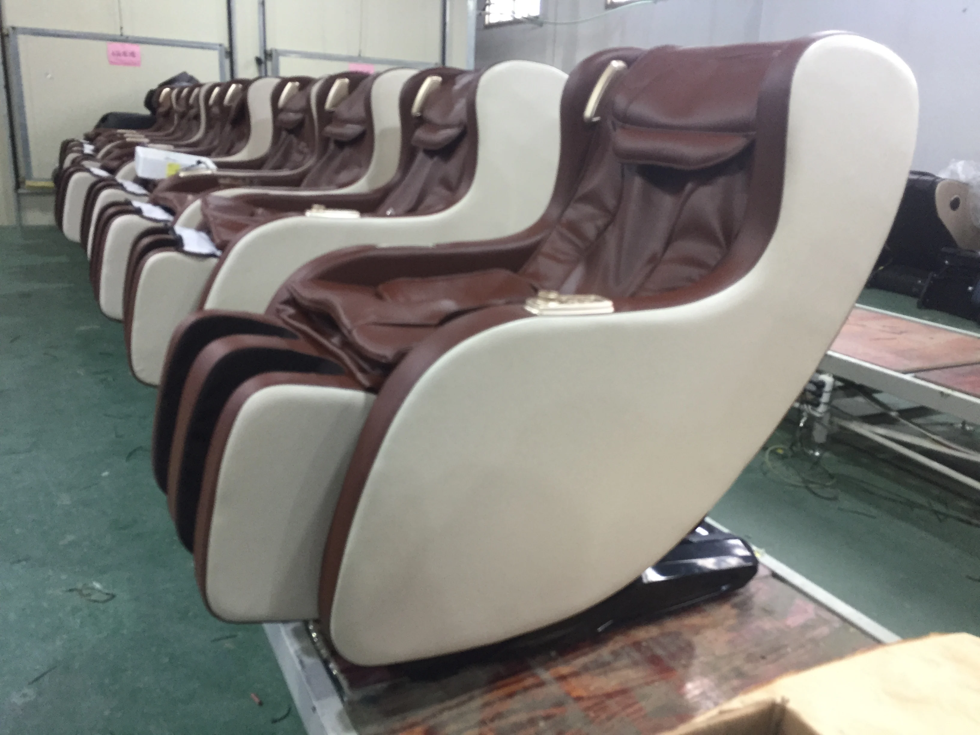 Factory OEM Cheap Electric SL Track Chair Massage Shiatsu Full Body Health Care Smart Mini Massage Sofa Chair