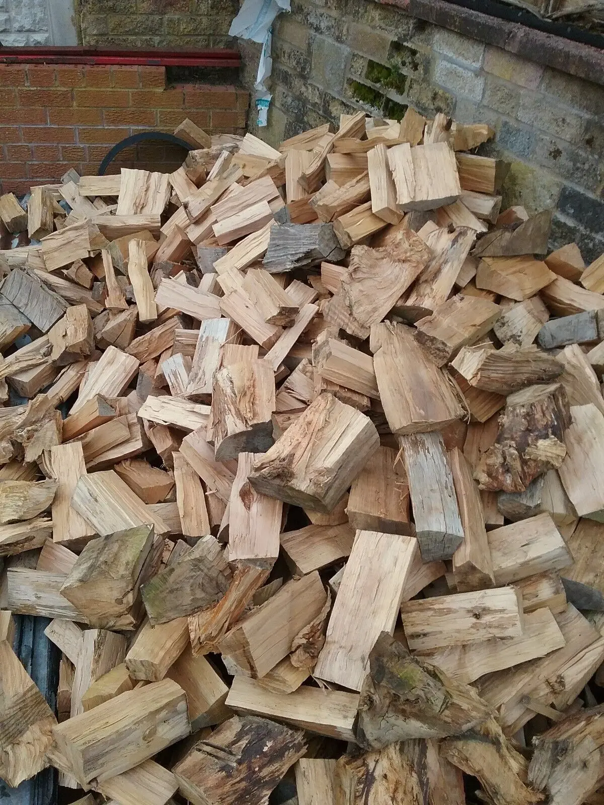 Приправленные бревна лиственных