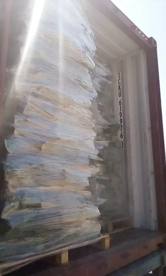 Dried firewood on pallets 1m3+ and 2m3+