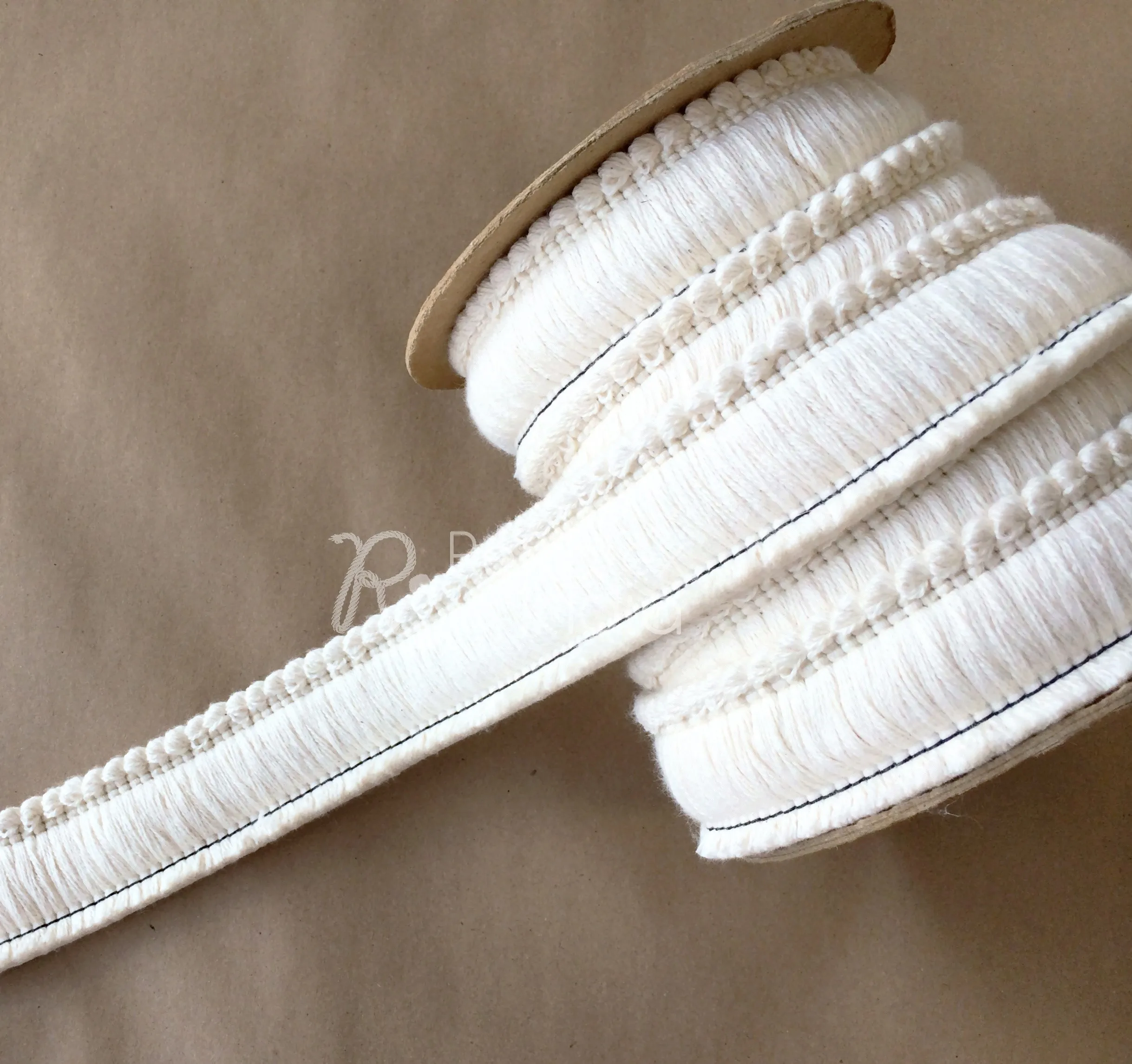 Оптовая продажа кисточка для занавесок оптовый поставщик и производство из Индии преломления Сделано в лучшего качества по низкой цене