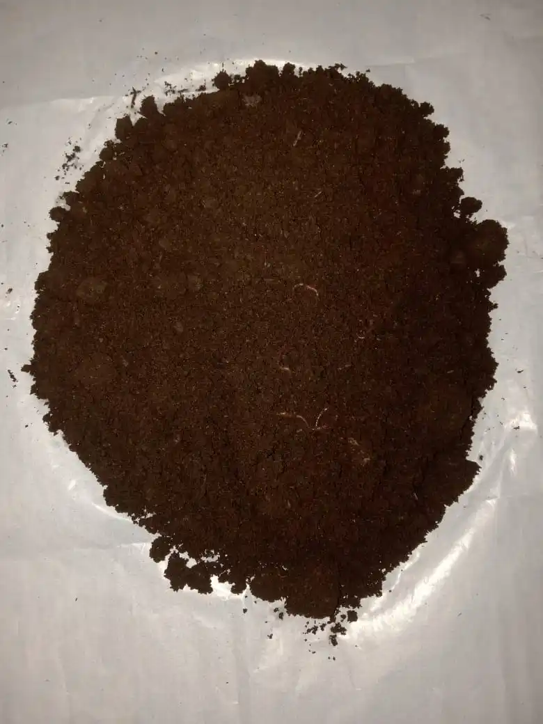 Vermicompost Manure 100% Organic Fertilizer 1Kg Packaging Enriches Soil With Micro-Organisms