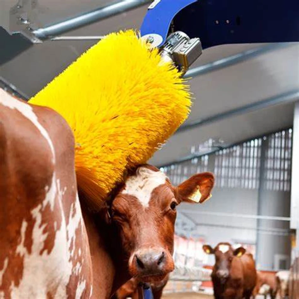 Usehom Custom Nylon Cylinder Brush for Animal Cow Deer and Horse Scratching