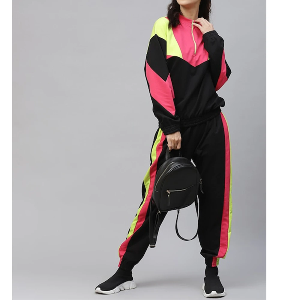 Latest Custom High Quality Nylon Material Tracksuit Embroidery Logo Windbreaker Tracksuit With Pockets Wholesale Rate OEM