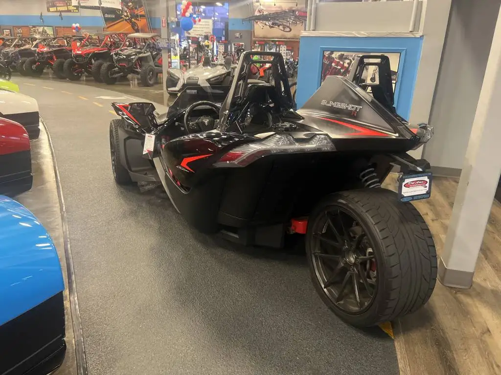 100% AFFORDABLE PRICE ON 2022 Polaris Slingshot SL 3 Wheel Motorcycle FREE CLEARANCE