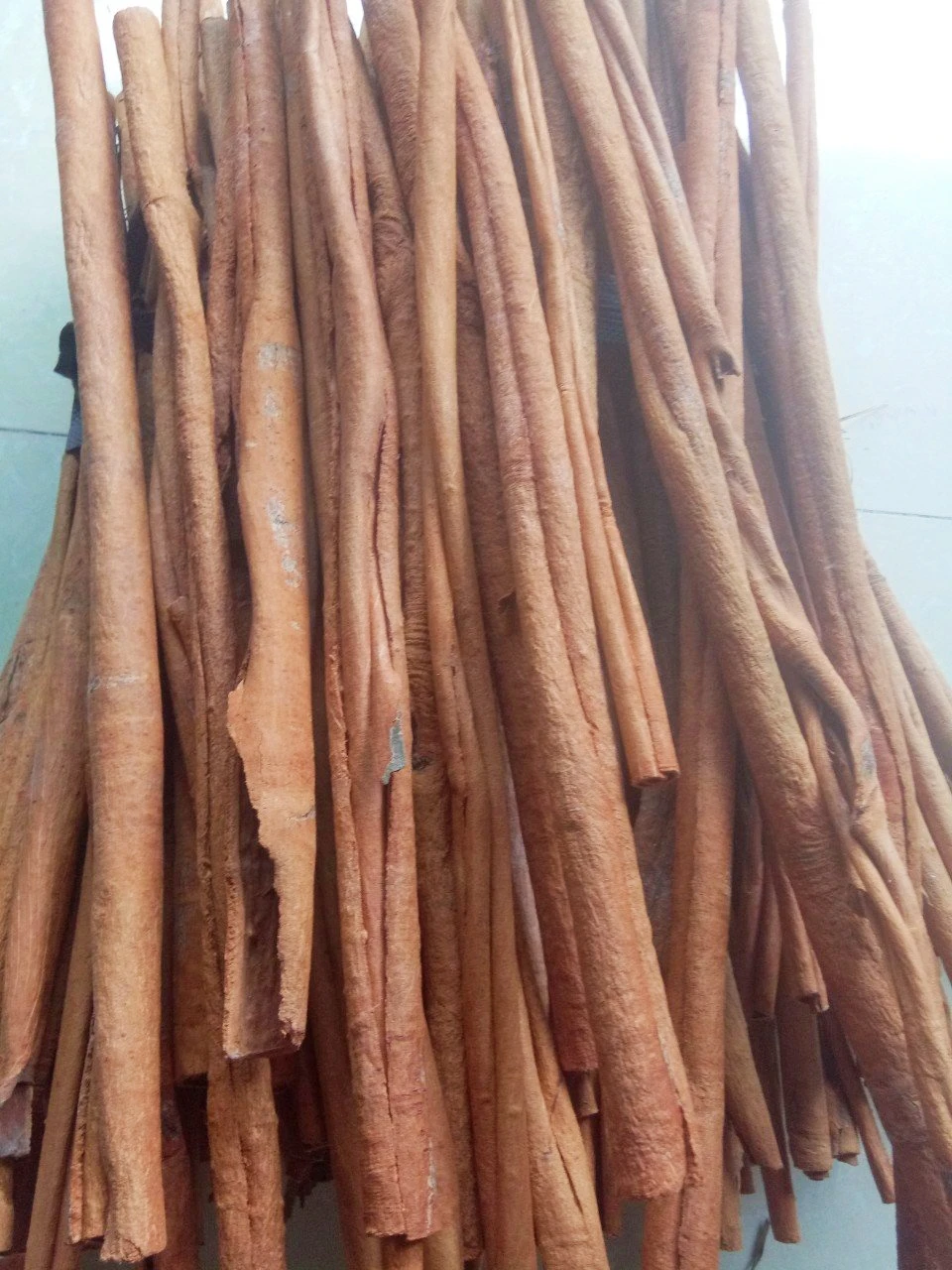 Dried Cinnamon 100% Natural Healthy Spice Organic Factory Price Supply from Vietnam