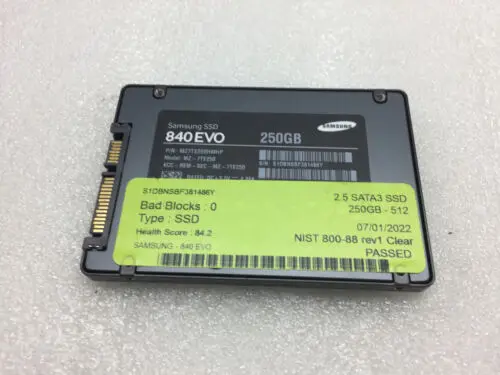 Новый оригинальный HDS ABS960HM010 SSD SATA3(960G)2.5 MZ7LM960HMJP-00005