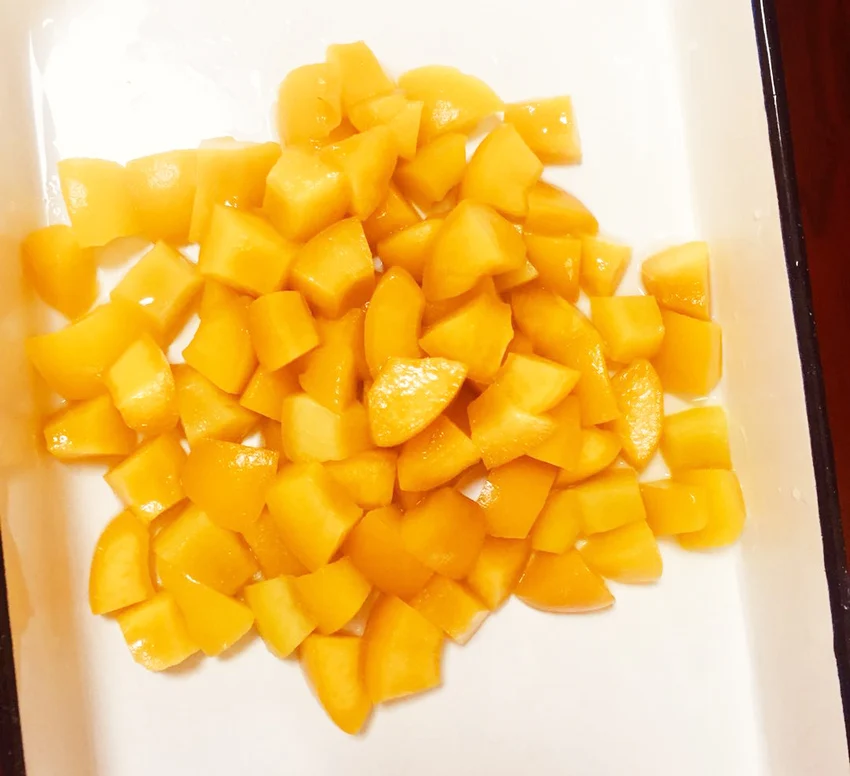 good quality China factory Fresh new crop season 820g Canned Food Yellow Peach half halves in syrup