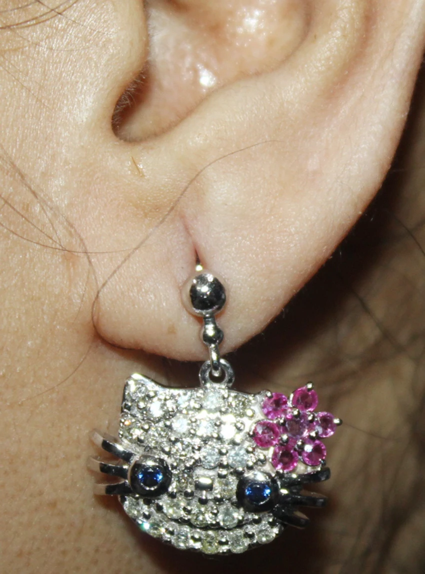 Premium Quality Fine Jewelry Earring with 1.41 ctw Diamond White Gold Ruby Sapphire Hello Kitty Earring for Export Sale