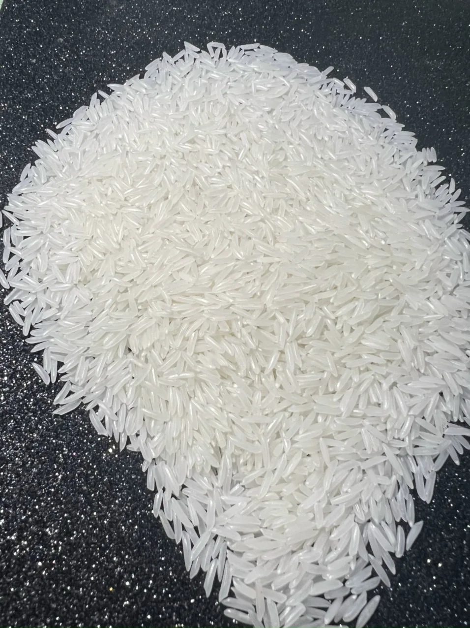 AROMATIC HACCP BRC CERTIFICATION VIETNAM FRAGRANT RICE ST25 2% BROKEN RICE WITH COMMON CULTIVATION TYPE SOFT TEXTURE