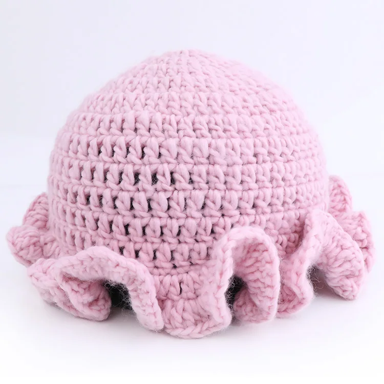 Qianzun cute pink custom knitted handmade crochet ruffle brimmed hat pattern bucket hat for women