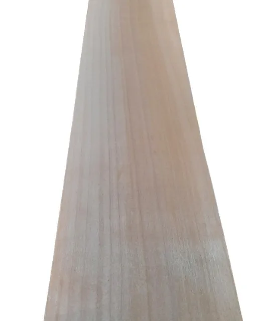 High Quality Natural Willow Wood customized English Willow Cricket Bat of Branded Srinika Sports or Customized Embossed Stickers