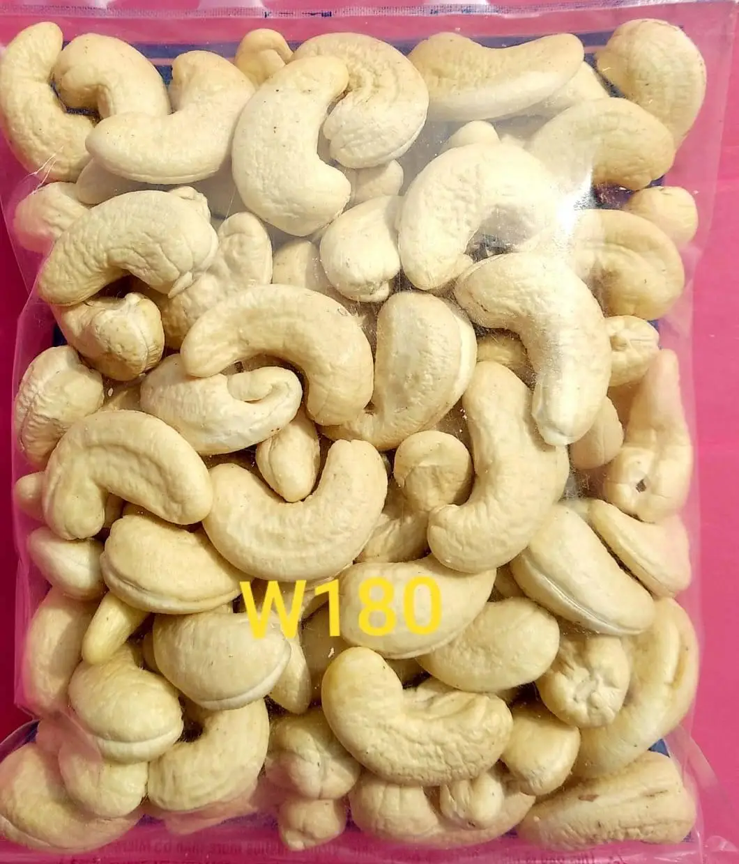 Premium Quality Grade A Cashew Nuts accept LC, DA, and DP terms of payment and provide free samples from the factory.