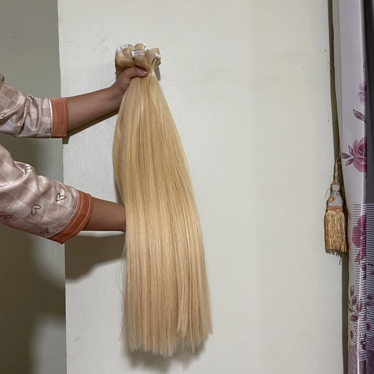 100% Vietnamese Human Hair Carefully Selected Super Smooth Tangle-Free Raw Material Wave Curl Styles High Quality Makeup