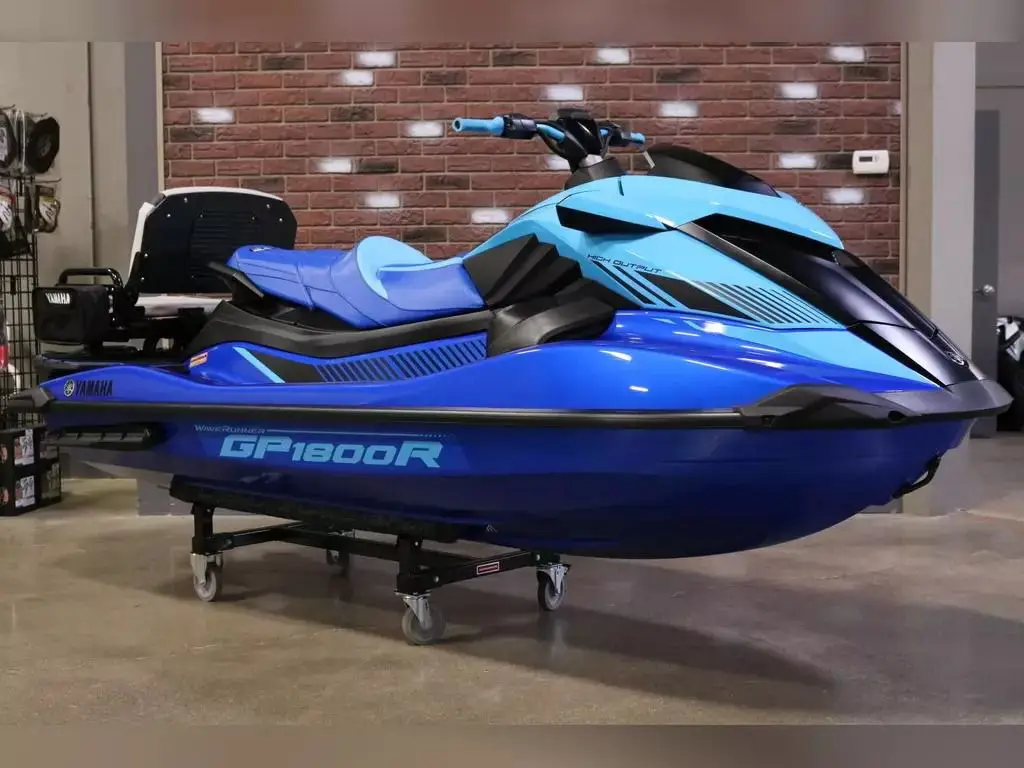 FREE SHIPPING Y A M A H A WAVERUNNER GP 1800R SVHO JET SKI + FREE TRAILER  EXCLUSIVE MODEL