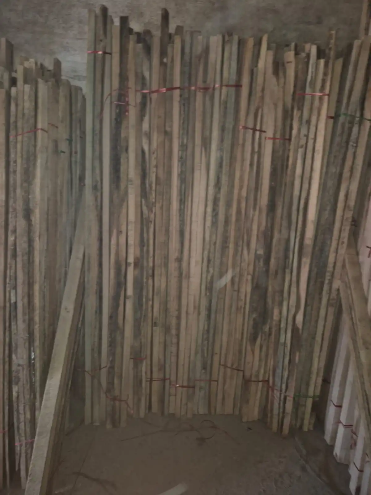 Wholesale factory direct sales cheap prices wood for construction use
