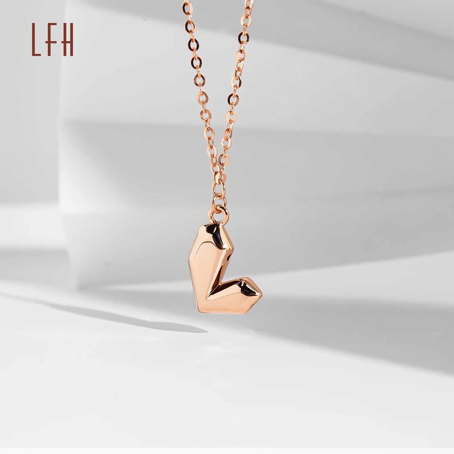 Minimalist Charm Clavicle Chain Geometric Section Love Heart Pendant Necklace for women gold jewelry 18k real oro 18k original