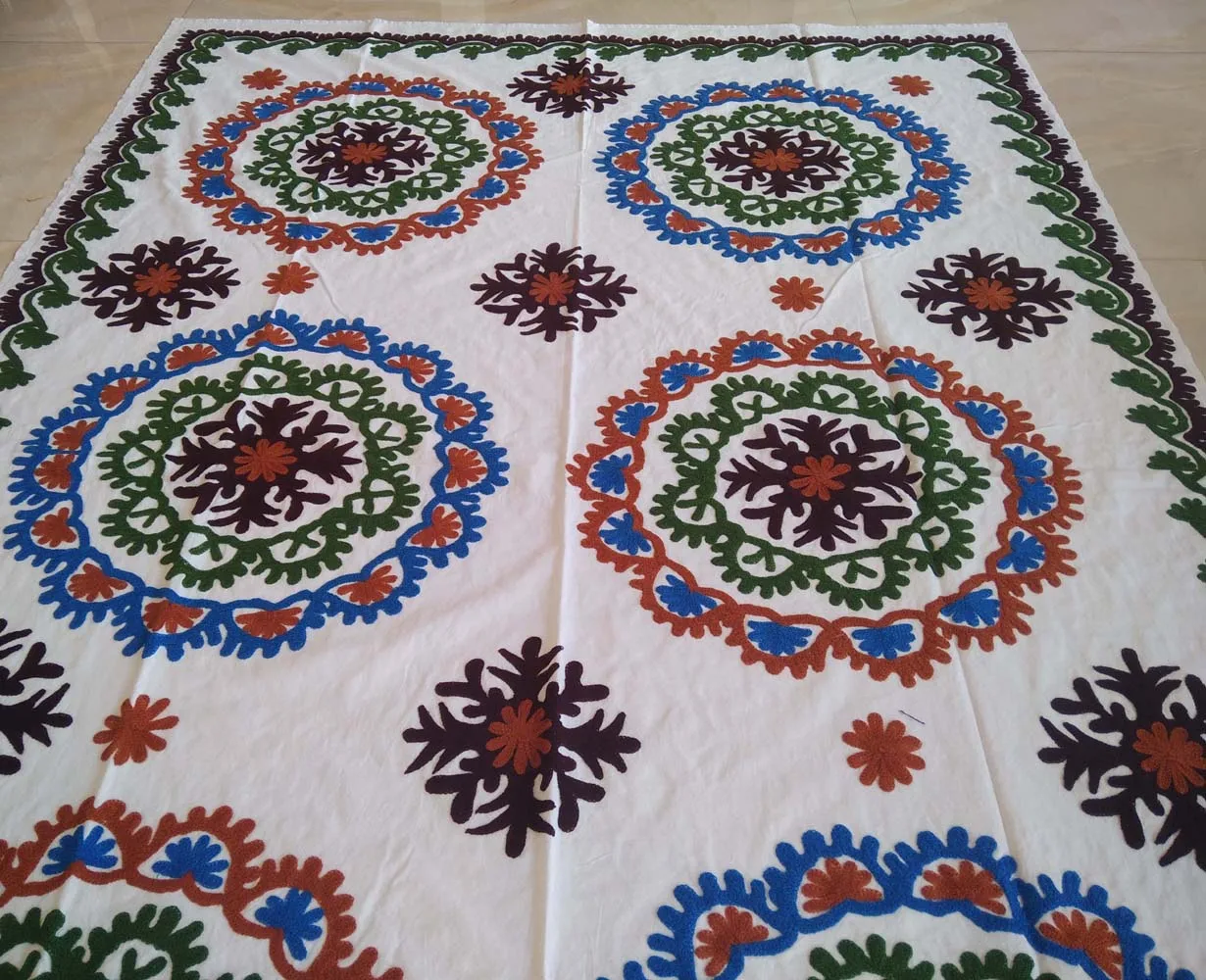 Multi-Colour Linen Fabric Suzani Bedspread Handmade Indian Bedsheet Bohemian Style Christmas Decor Table Throw Blanket Bedcover