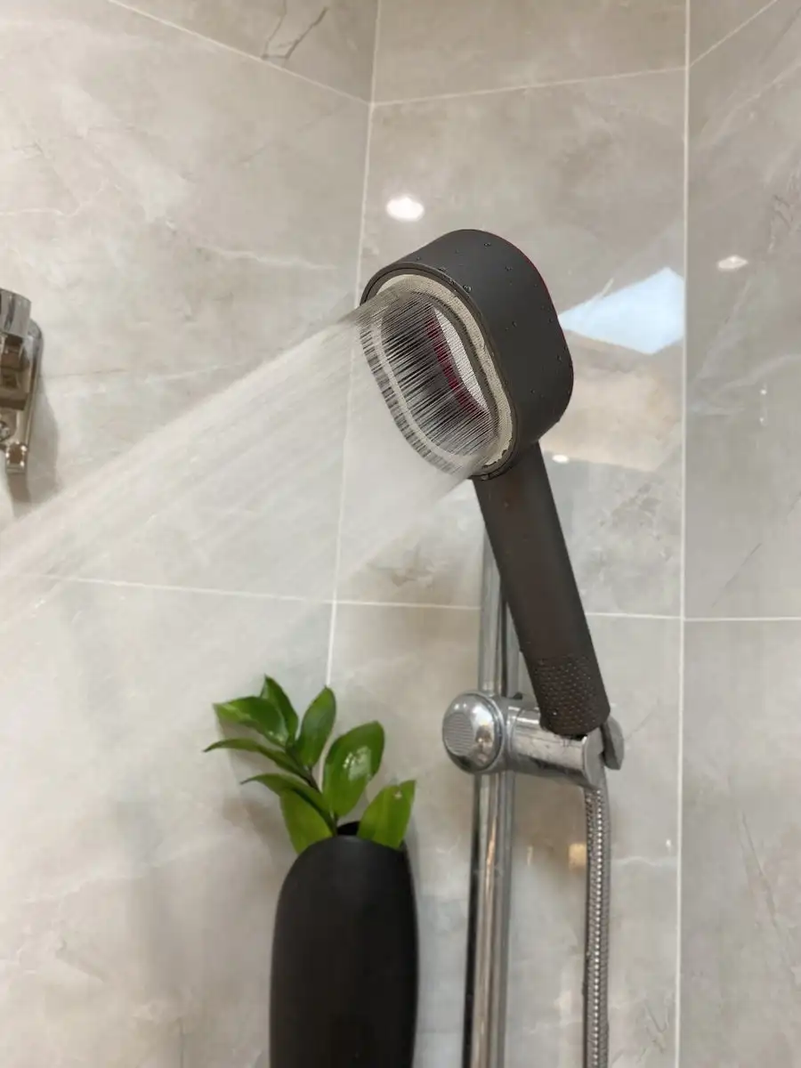 Hand massage bath filter Aromatherapy shower head VC carbon fiber filter skin care New household water-saving spa shower filter