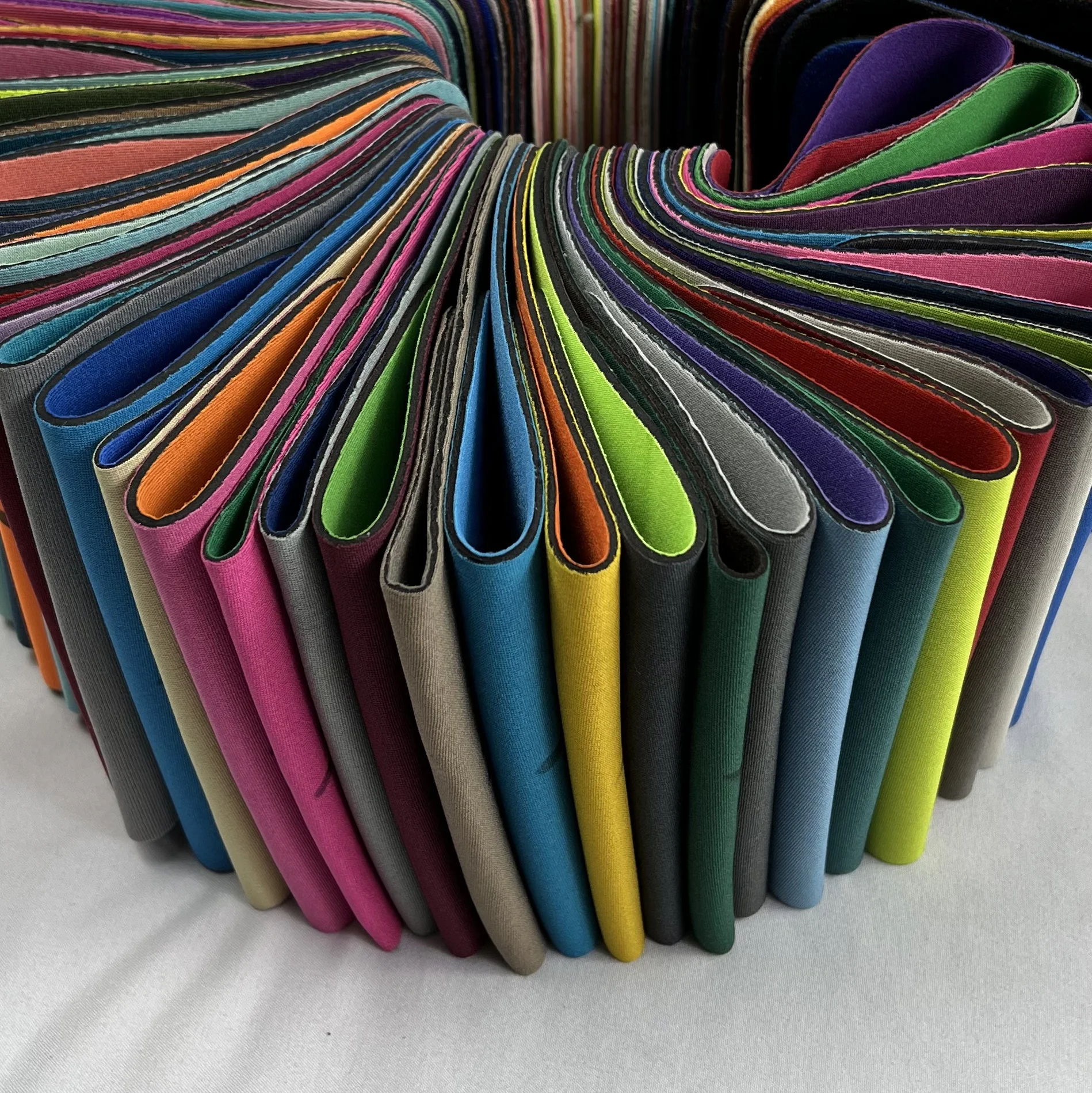 UOO Wholesale 2MM 3MM 5MM Thickness Neoprene Textile Fabric Multi Colors Customized Neopreno Material