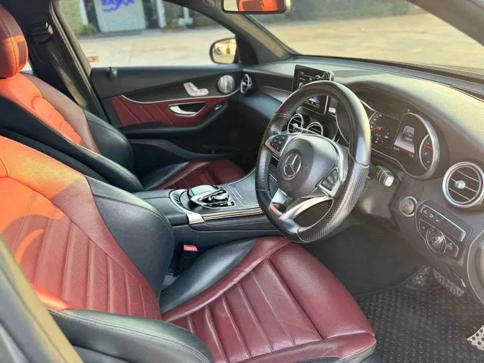 Used 2020 Mercedes Ben_z GLC 250 4matic