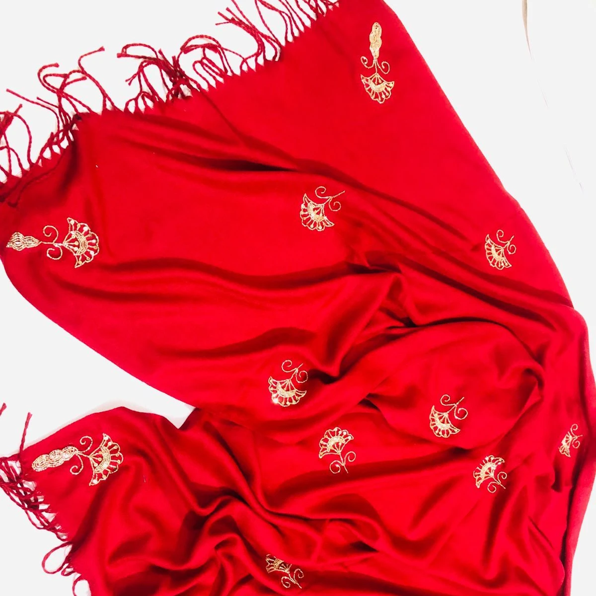 Best Offers Print Scarf Shawls Design Pattern Scarf Shawls For Women Plain Custom Solid Color Machine Hemming Women Scarf