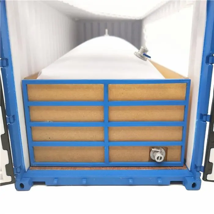 18000 Liter Liquid Bulk Bag 20FT Sunflower Oil Flexitank Container Loading With Ball Valve