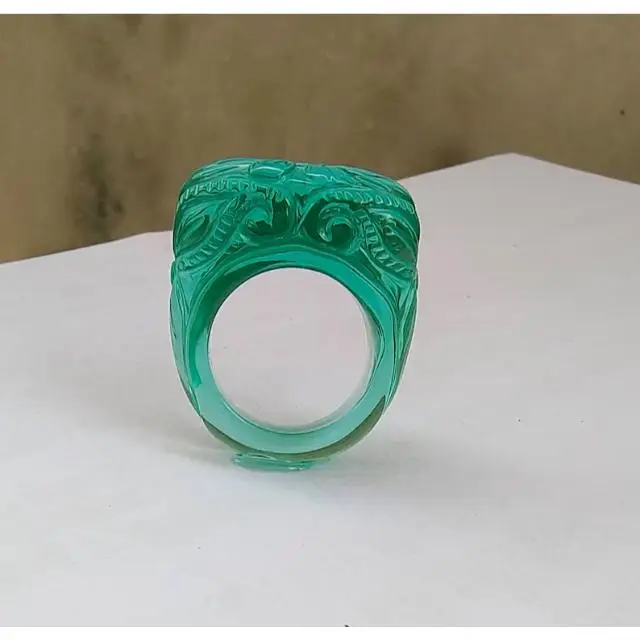 Natural Quartz Gem stone Green Emerald quartz Flower Carved Gemstone Ring Hand carved Ring