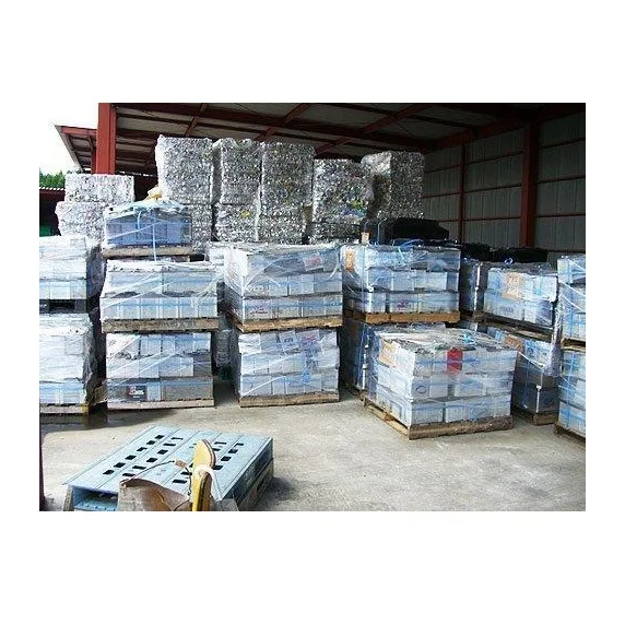 Battery Scraps High grade Car battery Drained lead battery scrap for sale