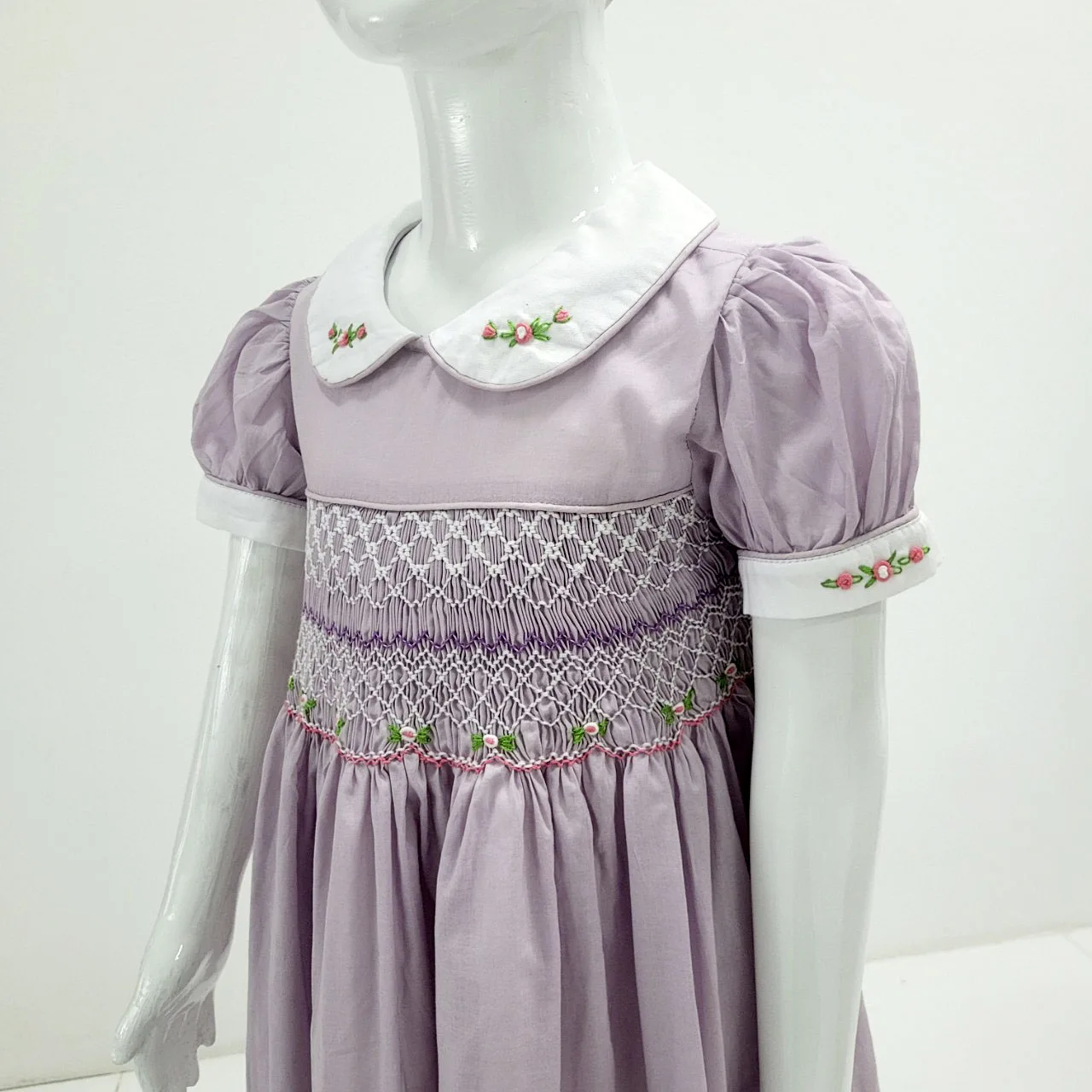 Custom Wholesale Cheap Smocked Lovely Girl Dress High Quality Cotton Lilac Dresses  for Kids Girls Casual Summer Dress