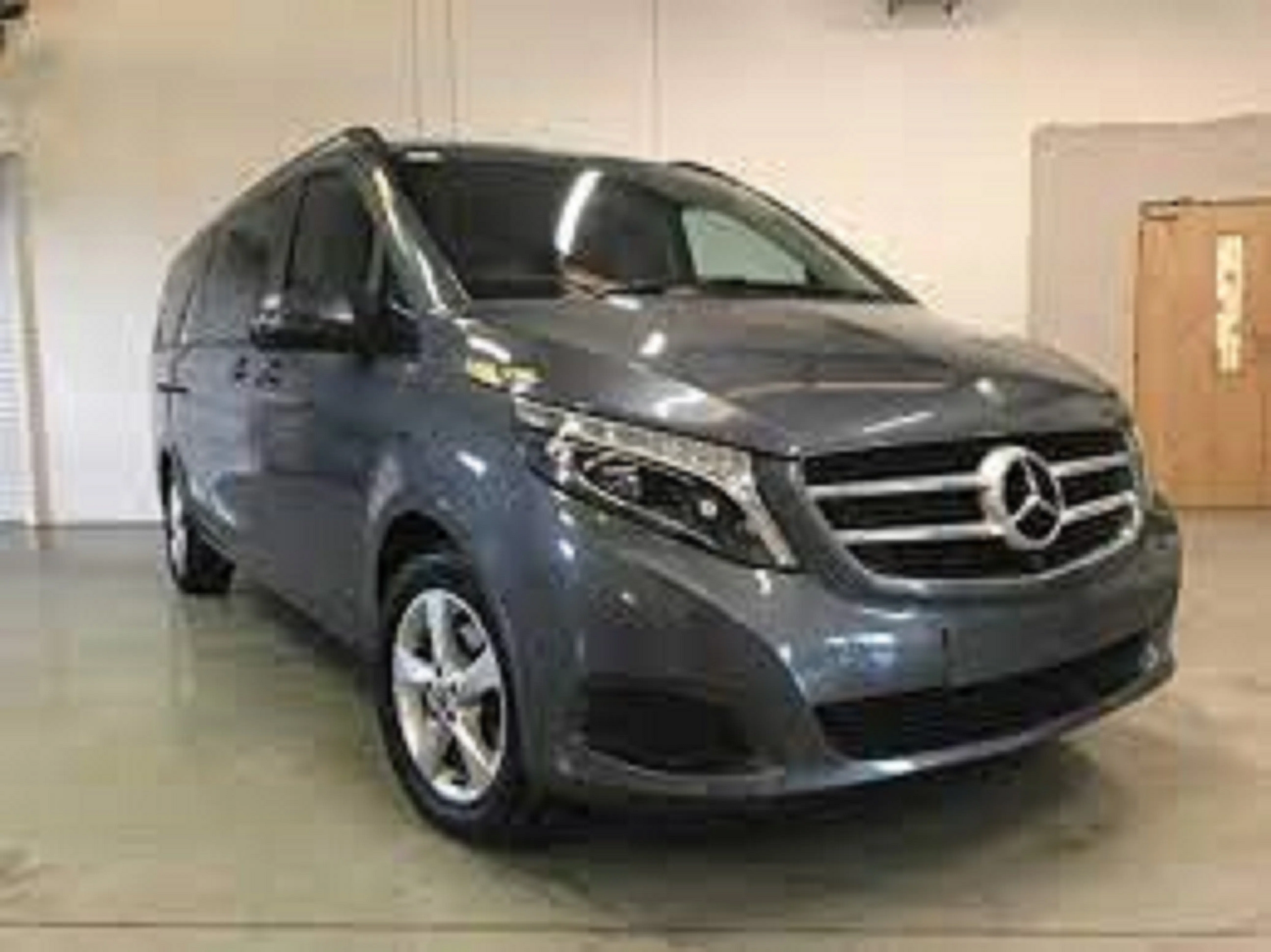 2020 - 2023 Good Quality  Mer-cedes-Be-nz V 250 Vito Tourer 119 CDI 4MATIC  Mini Bus Van