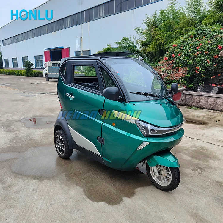Three Wheels adults European electric car Fully Enclosed Mobility electric scooters for sale
