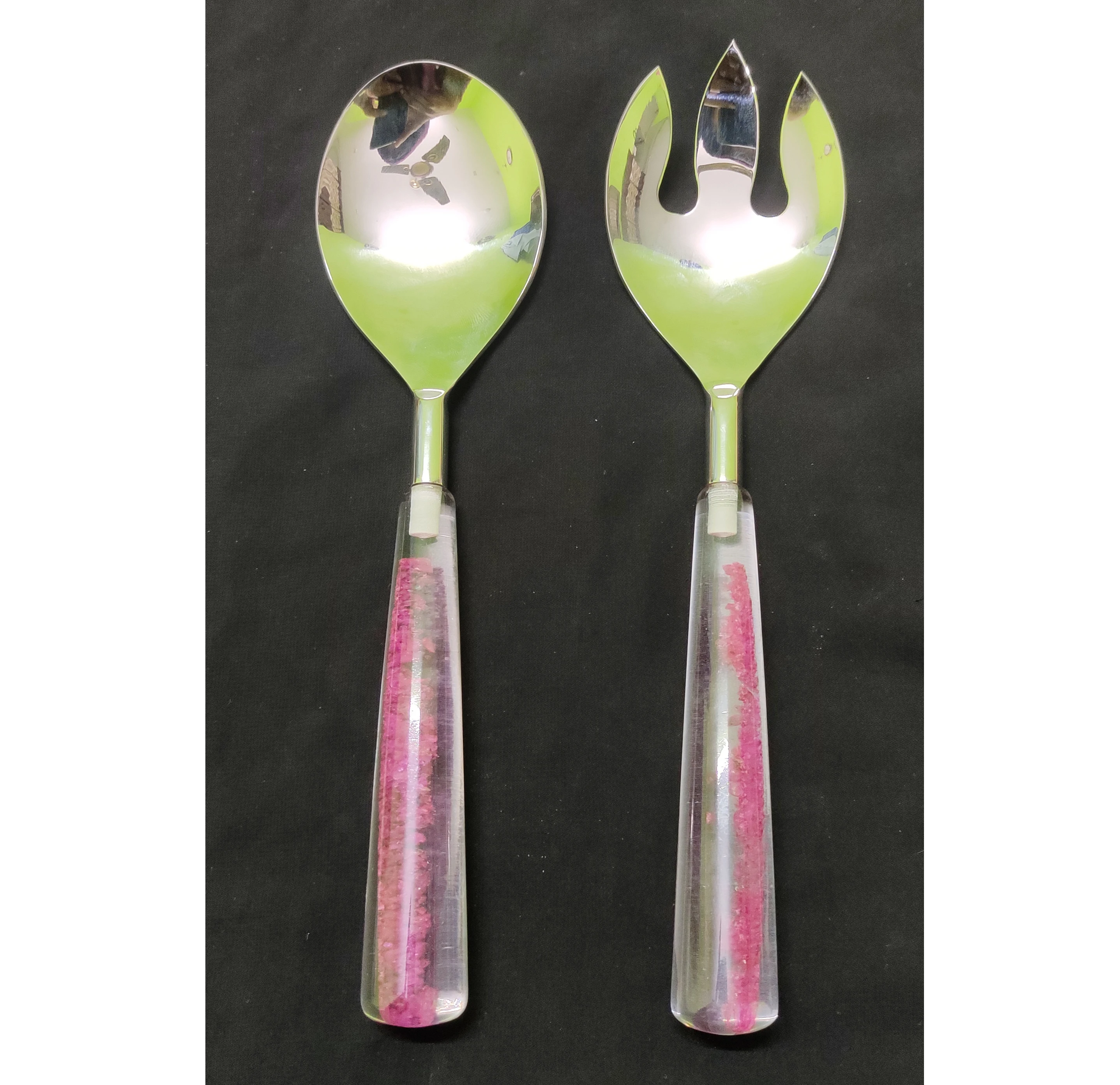 High-Quality salad server spoon set of 2 pieces made of Steel and Epoxy Resin Clear with Beautiful Pink Color at Best Price