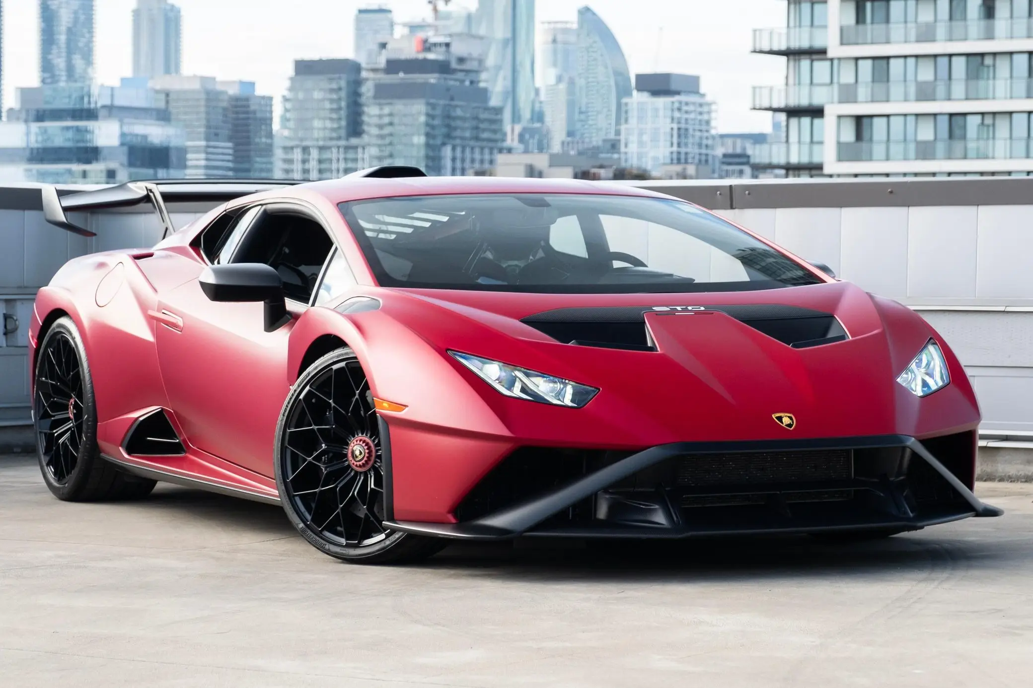 USED 2021 Lamb0rghini Huracan STO RWD