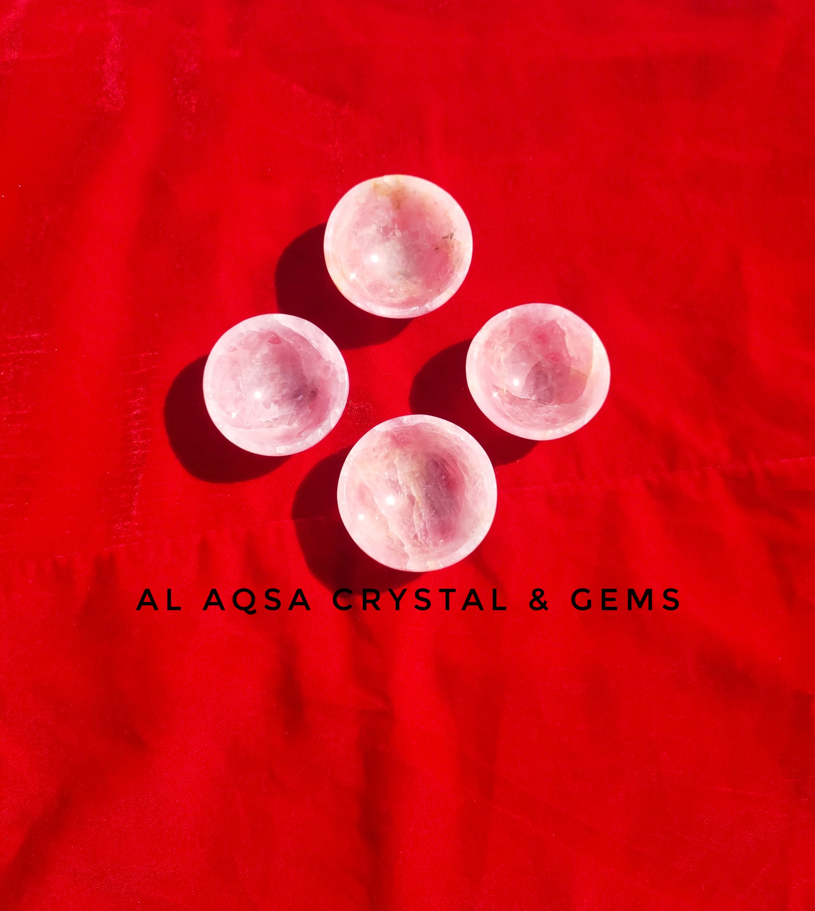 Natural beautiful semi precious pink rose quartz healing crystals bowls for home or table decoration or decoration gifts