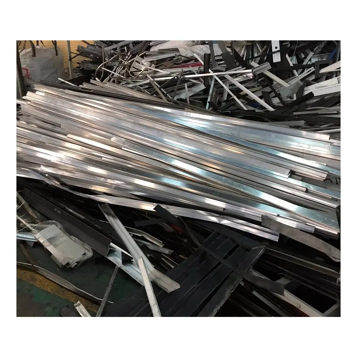 Malaysia Best Quality Aluminum Scrap Extrusion Aluminum Recycled Scrap Quality Finishing High Strength Extruded Aluminum