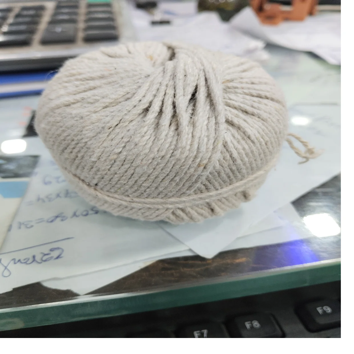 custom made natural  sisal fiber  yarn  ball suitable for dyeing  ideal for  yarn and fiber stores for resale