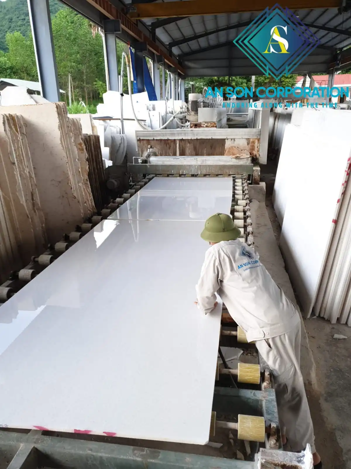 First Quality Crystal White Marble Big Slabs From Marble Manufacturer and Direct Exporter