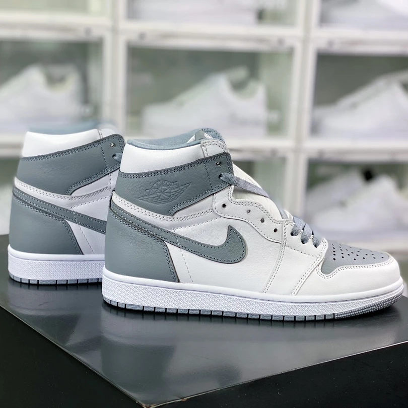 2022 Nike Air Jordan 1 Retro High OG Stealth Cushion Sport Outdoor Sneakers Athletic Designer Footwear Running Pack Shoes
