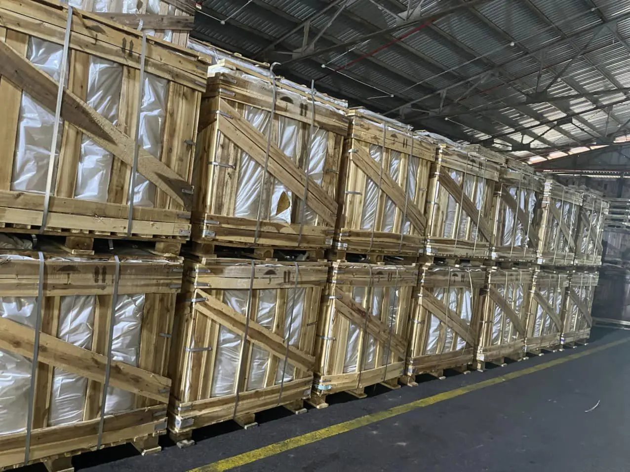 We are Suppliers of Quality SVR3L, SVR10, SVR20, Large Quantity Available For Sale