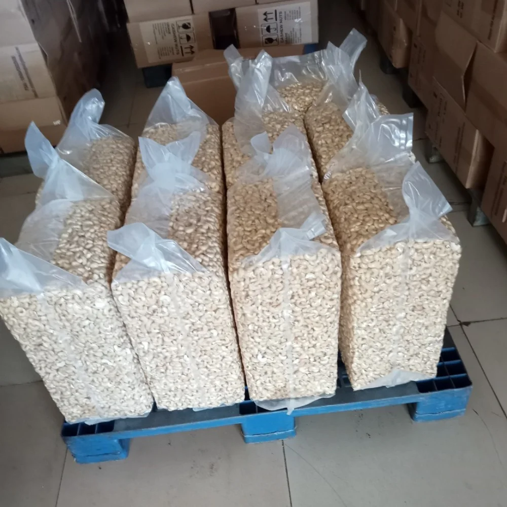 Cashew Nuts Senegal Cashew Kernel Nuts W320 W240 Cashew Nuts Price In Nigeria Wholesale Exported To US, Mid East +84931697868