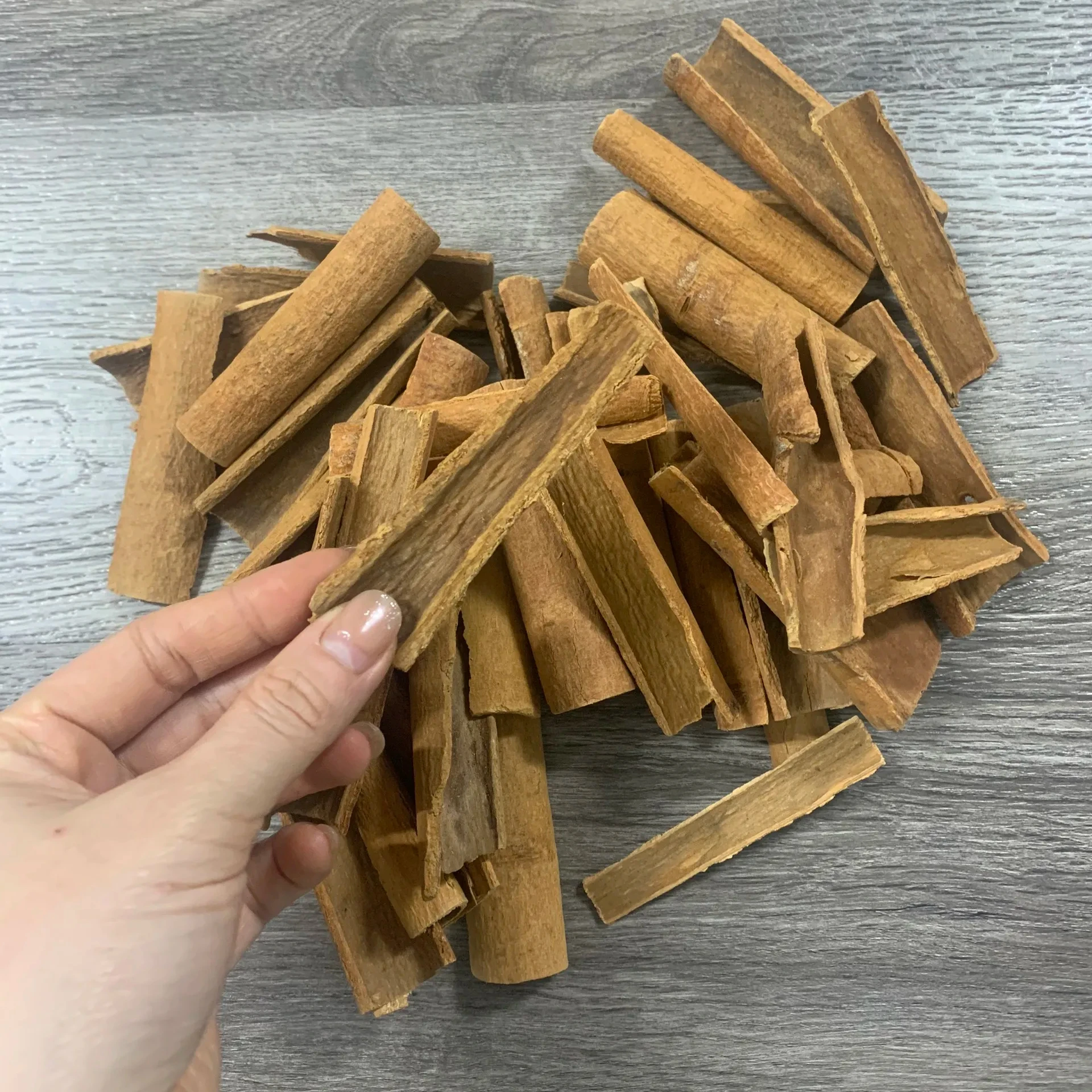 Good Quality Cigarette Cassia/Cinnamon - Vietnam Spices - Cinnamon Exporter - Ready For Delivery