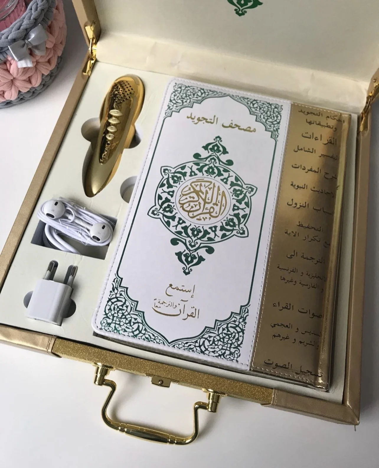 Factory direct Best Selling Small size Luxury Golden Digital Quran Read Pen for Muslim To Read and Learn Quran