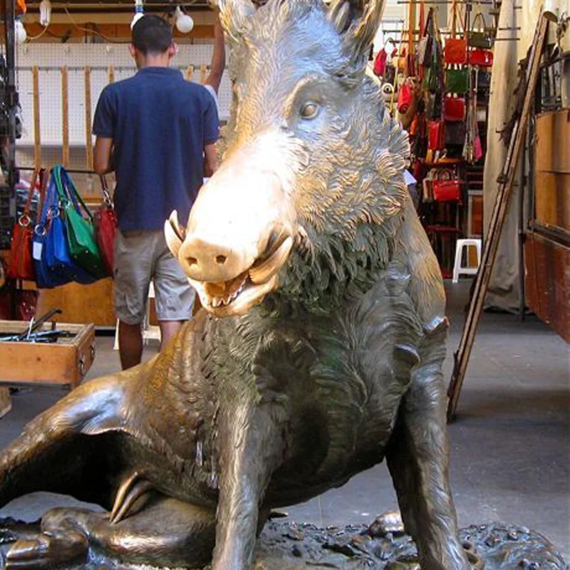Wild boar fountain sculpture6.jpg