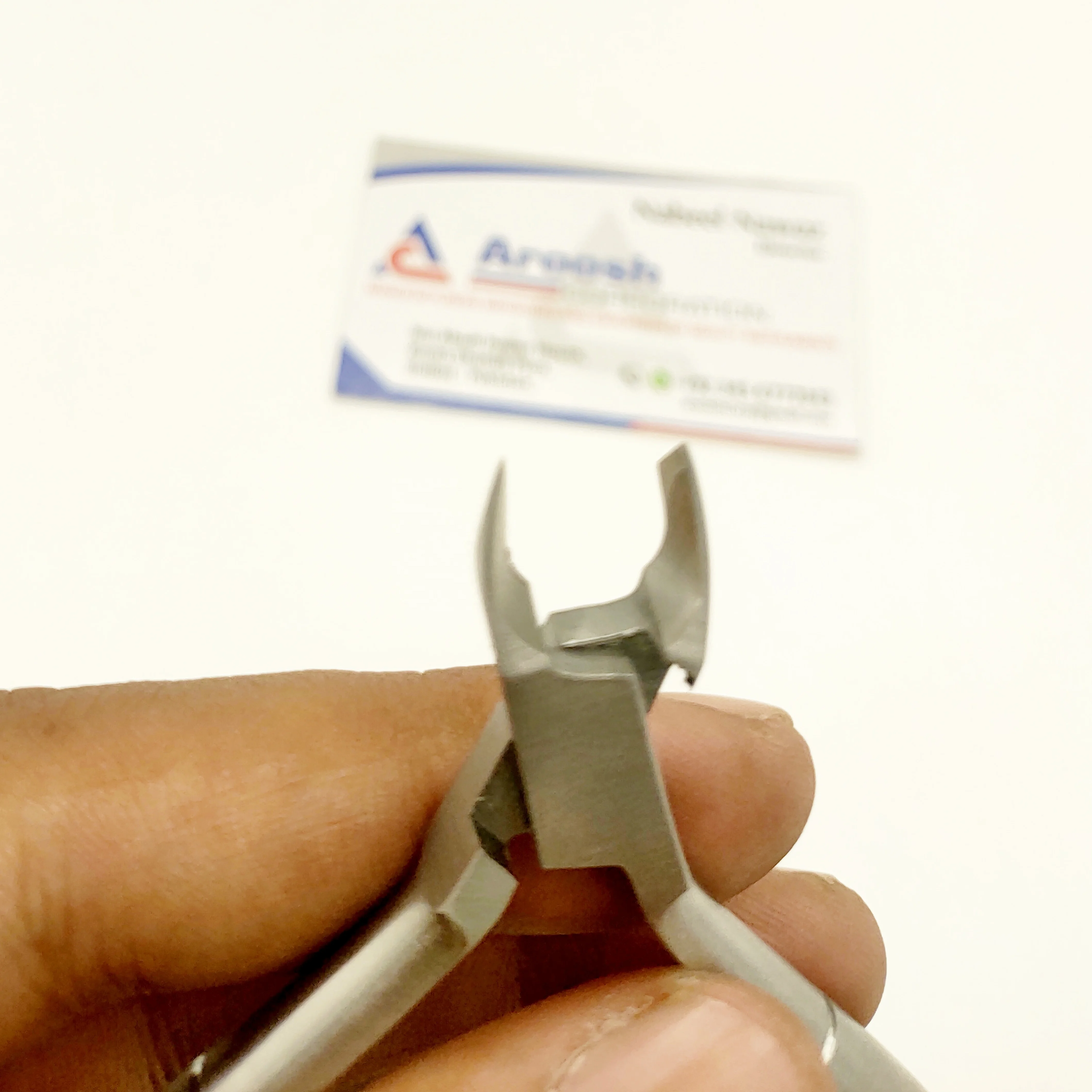 Wholesale Stainless Steel Nail Clipper High Quality Nail Cutter Cuticle Nippers 3 mm Tip